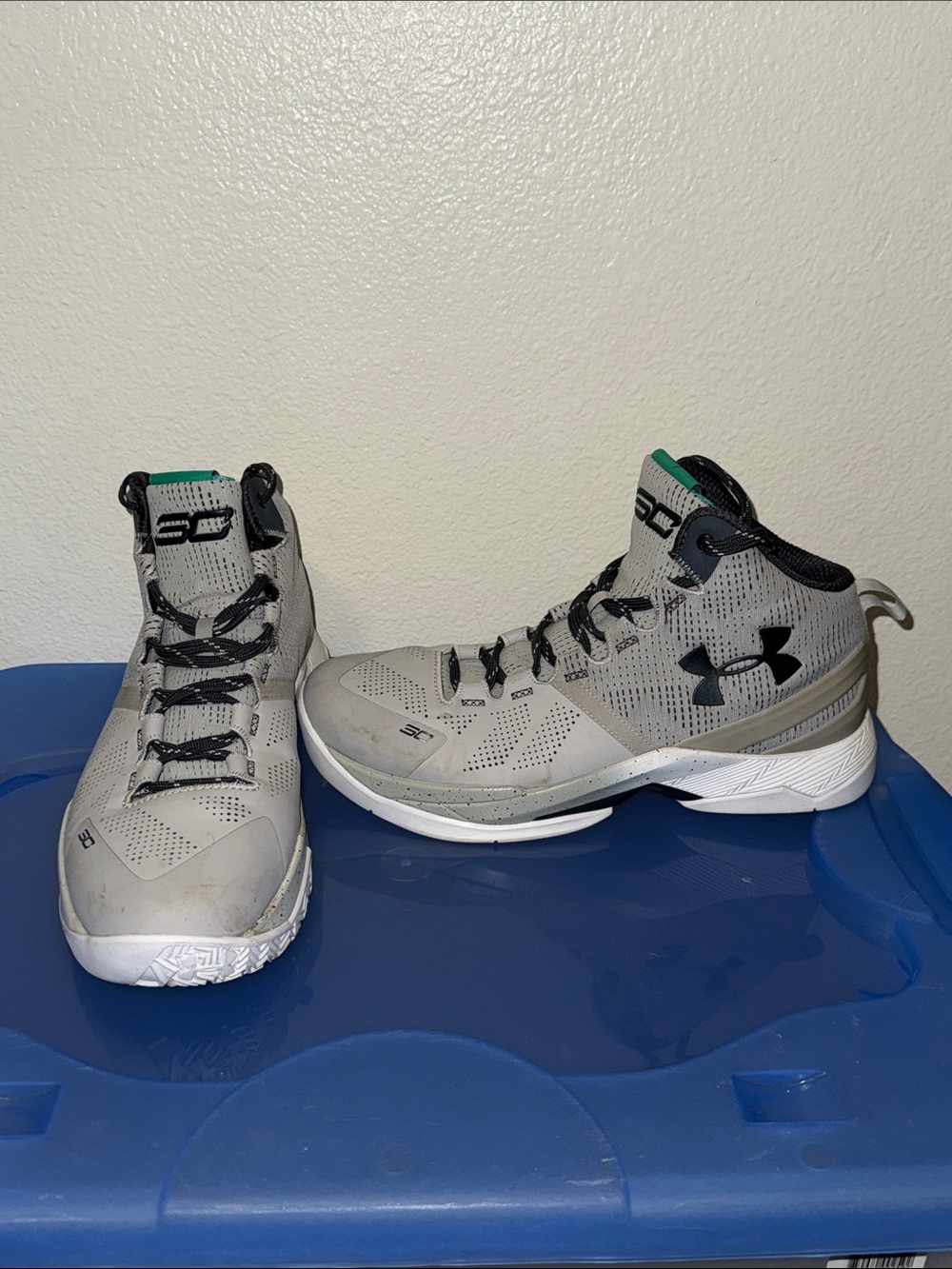 Under Armour The Storm Curry 2 Basketball Shoes size 7Y